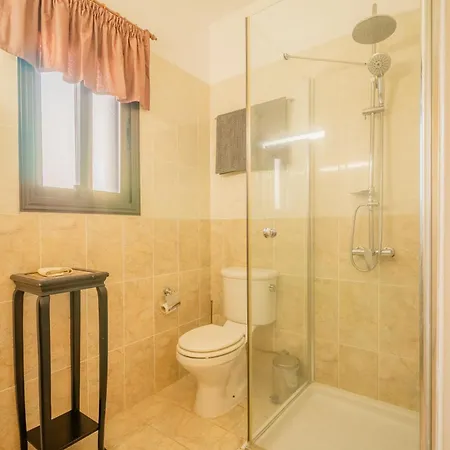 Villa Panorama - Stunning Views In Villa With Hot Tub, Pool, Garden Kouklia Exterior photo