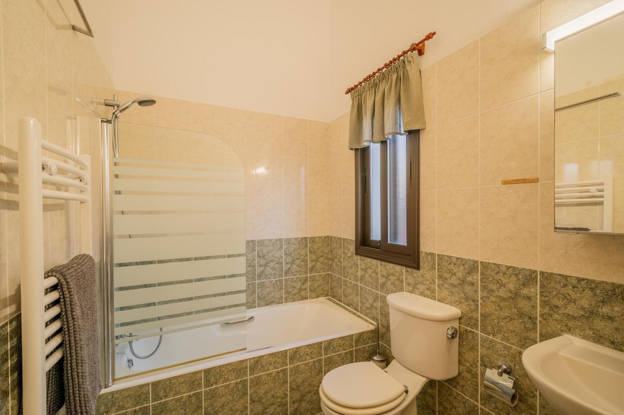 Panorama - Stunning Views In With Hot Tub, Pool, Garden * Sakarya